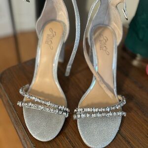Jewel Badgley Mischka Silver Embellished Heels